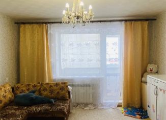 Продам четырехкомнатную квартиру, 76 м2, Свердловская область, улица Ломоносова, 43