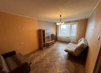 Продаю двухкомнатную квартиру, 47.2 м2, Санкт-Петербург, улица Орджоникидзе, 63к2, метро Купчино
