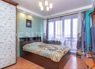 3-комнатная квартира на продажу, 70 м2, Санкт-Петербург, Пулковское шоссе, 26, метро Купчино