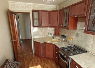 Продажа 3-комнатной квартиры, 60 м2, Альметьевск, улица Ризы Фахретдина, 54