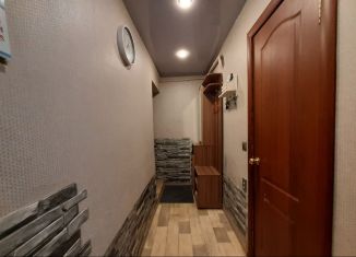 Продаю 2-ком. квартиру, 43.1 м2, Омск, улица Авиагородок, 7