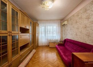 Продаю трехкомнатную квартиру, 56 м2, Краснодар, Рашпилевская улица, 150