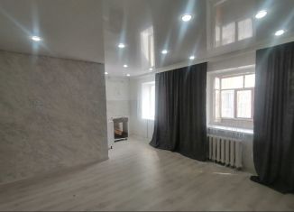 Продам двухкомнатную квартиру, 45.2 м2, Саратовская область, Минская улица