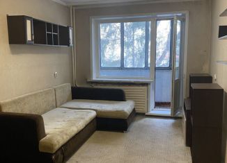 Продается 1-комнатная квартира, 33 м2, Барнаул, улица Георгиева, 44