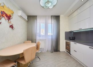 Продается 2-комнатная квартира, 65 м2, Краснодар, бульвар Клары Лучко, 4, Западный округ
