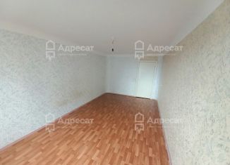 Продам трехкомнатную квартиру, 72 м2, Волгоградская область, улица Волжской Военной Флотилии, 64