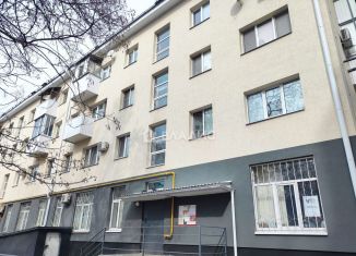 Продам трехкомнатную квартиру, 55 м2, Белгород, Народный бульвар