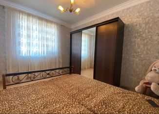 Продам двухкомнатную квартиру, 77 м2, Дагестан, проспект Насрутдинова, 146