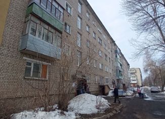 Продается 2-ком. квартира, 45 м2, Ярославская область, улица Старостина, 8