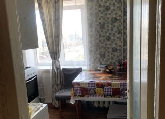 Сдаю двухкомнатную квартиру, 45 м2, Белгород, улица Попова, 54