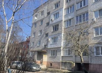 Продаю 3-комнатную квартиру, 55 м2, Курск, улица Гоголя, 55