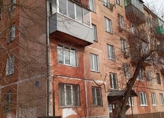 Двухкомнатная квартира на продажу, 45.4 м2, Новокузнецк, проспект Бардина, 10
