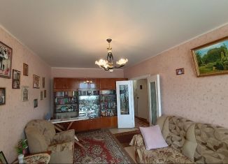 Продаю 4-комнатную квартиру, 75 м2, Губкин, улица Дзержинского, 123