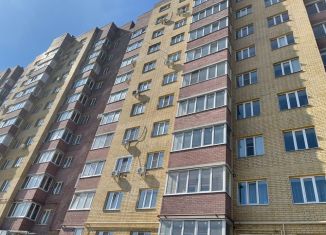 Продается 2-комнатная квартира, 60 м2, Курск, улица Льва Толстого, 21