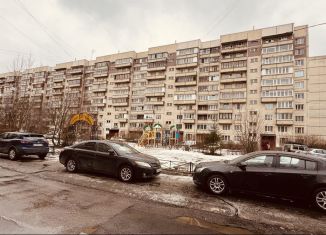 Продаю однокомнатную квартиру, 33.5 м2, Санкт-Петербург, улица Подвойского, метро Ладожская