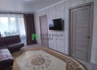 Продается четырехкомнатная квартира, 62 м2, Альметьевск, проспект Строителей, 25