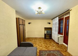 1-комнатная квартира в аренду, 36 м2, Калужская область, улица Комарова, 7