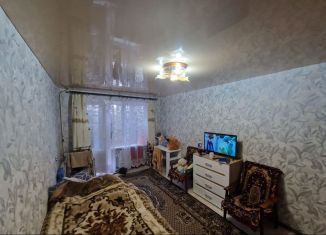 Однокомнатная квартира на продажу, 39.9 м2, Новошахтинск, улица Радио, 38