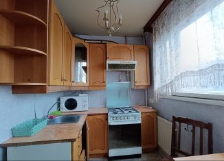 Сдается в аренду двухкомнатная квартира, 60 м2, Санкт-Петербург, Тимуровская улица, метро Девяткино