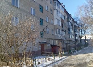 Продаю трехкомнатную квартиру, 61.9 м2, Калужская область, улица Ленина, 5