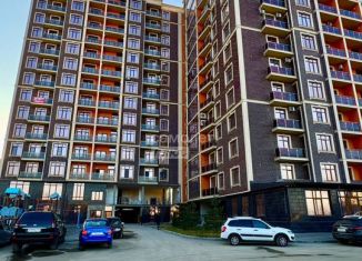 Продажа трехкомнатной квартиры, 116 м2, Нальчик, улица Тлостанова, 16