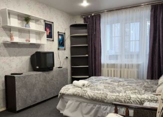 Сдам в аренду 1-ком. квартиру, 33 м2, Калуга, улица Тельмана, 10