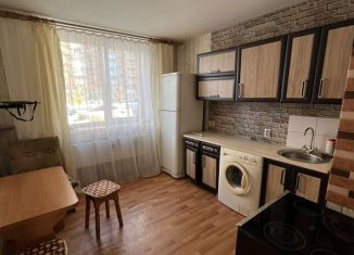 Сдаю в аренду 3-ком. квартиру, 80 м2, Краснодар, Кореновская улица, 69