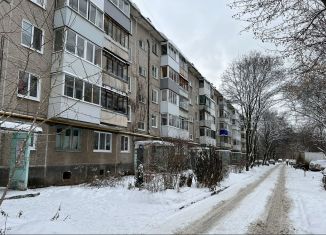 Сдача в аренду трехкомнатной квартиры, 50 м2, Пермский край, Братская улица, 12