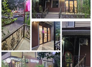 Продаю торговую площадь, 50 м2, город Кизилюрт, улица Гамзата Цадаса, 40