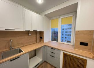 Продается трехкомнатная квартира, 52.2 м2, Пермь, улица Чкалова, 10