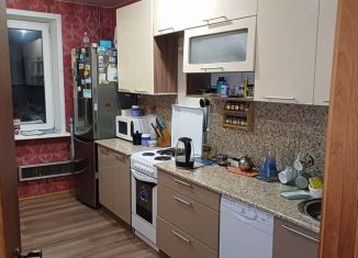 Продам трехкомнатную квартиру, 70 м2, Норильск, улица Маслова, 10к2