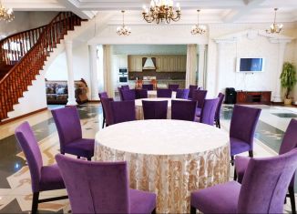 Сдается в аренду коттедж, 2200 м2, деревня Мишуткино, Клубная улица, 145