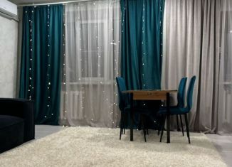 Продам двухкомнатную квартиру, 46 м2, Новочеркасск, Украинская улица, 4