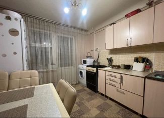 3-комнатная квартира на продажу, 71.3 м2, поселок городского типа Мостовской, улица Горького, 98