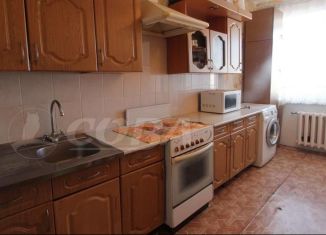 Продам 3-ком. квартиру, 68 м2, Тюмень, Боровская улица, 3