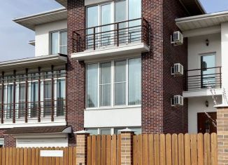 Продам дом, 420 м2, Геленджик, улица Майи Осичевой