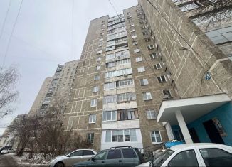 2-ком. квартира в аренду, 47 м2, Свердловская область, улица 40-летия Октября, 58