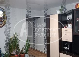 Продается трехкомнатная квартира, 48 м2, Удмуртия, улица Кормченкина, 35