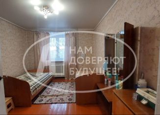 Продаю 2-комнатную квартиру, 49 м2, Чернушка, Коммунистическая улица, 14