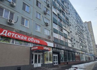 Продаю 2-ком. квартиру, 52 м2, Ростов-на-Дону, бульвар Комарова, 11