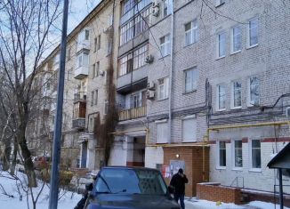 Продается 2-комнатная квартира, 55 м2, Волгоград, улица Маршала Чуйкова, 11, Центральный район