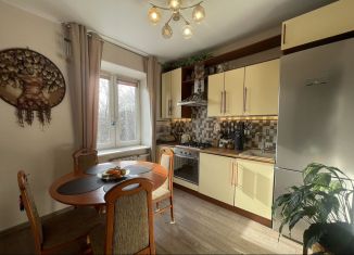 Продам трехкомнатную квартиру, 74 м2, Москва, улица Металлургов, 13к1, район Перово