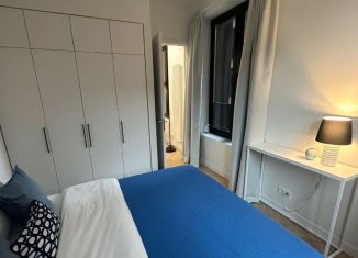 Сдается трехкомнатная квартира, 45 м2, Москва, улица Родченко, 2, метро Автозаводская