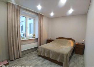 Продается 4-комнатная квартира, 79 м2, Минусинск, улица Кретова, 1