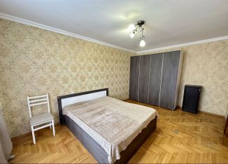 Сдам однокомнатную квартиру, 50 м2, Нальчик, Московская улица, 5