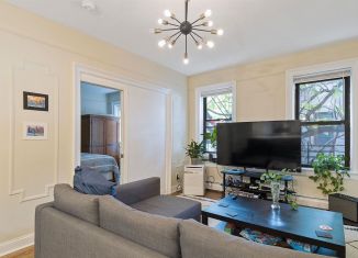 Продажа 2-ком. квартиры, 45 м2, Сочи, улица Цюрупы, 34, микрорайон Новый Сочи