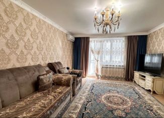 Продажа 2-ком. квартиры, 69 м2, Каспийск, Каспийская улица, 4Е