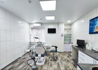 Продажа помещения свободного назначения, 106.6 м2, Астрахань, улица Медиков, 3к3, Ленинский район