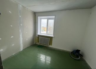 Двухкомнатная квартира на продажу, 43 м2, Балашов, улица Карла Маркса, 75