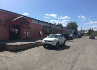 Продажа торговой площади, 1092 м2, Серов, улица Кирова, 49